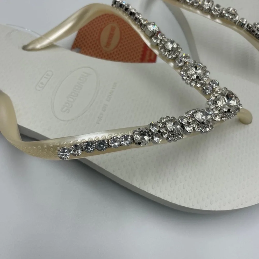 SLLX006 | W's 11/12 | Swarovski x Havaianas Timeless Romance flip flops sandals